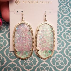 NWOT dichoric foil Danielle's